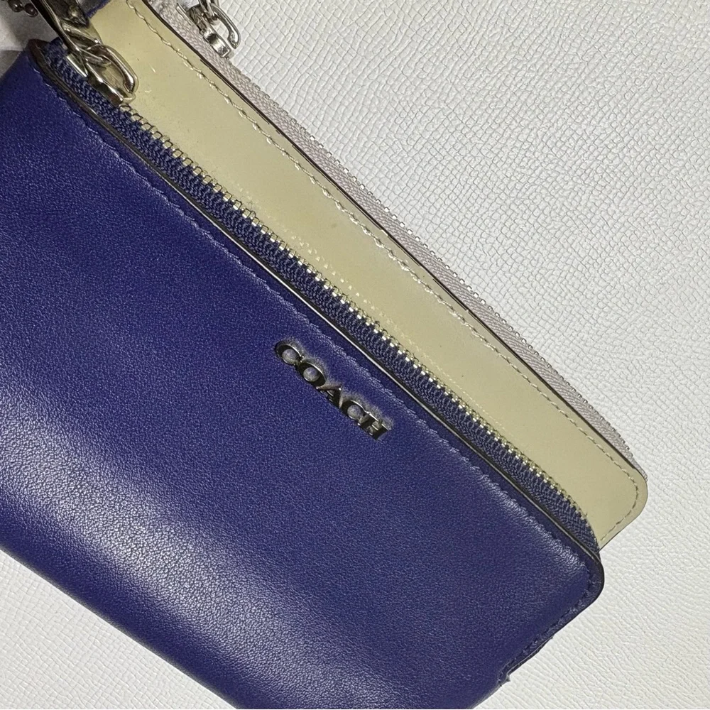 Coach Periwinkle Blue & Cream Double Corner Zip Wristlet - Picture 11 of 14